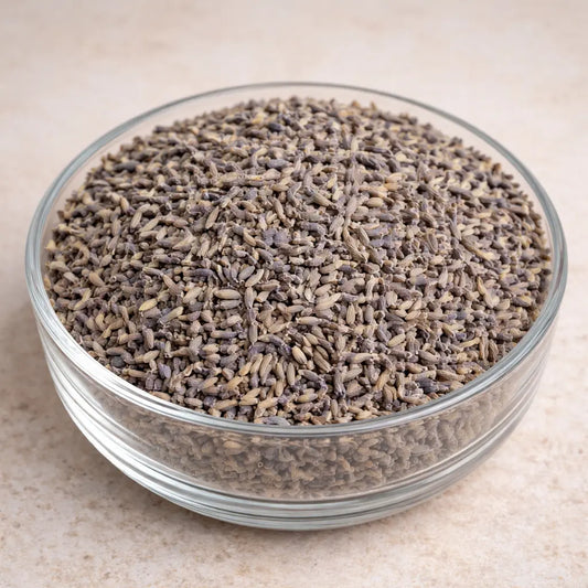 Dried lavender buds with natural aroma, used for herbal tea, aromatherapy and skincare